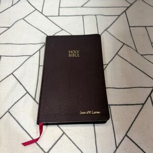 Thomas Nelson NKJV Holy Bible Giant Print Burgundy Indexed Red Letter Personal